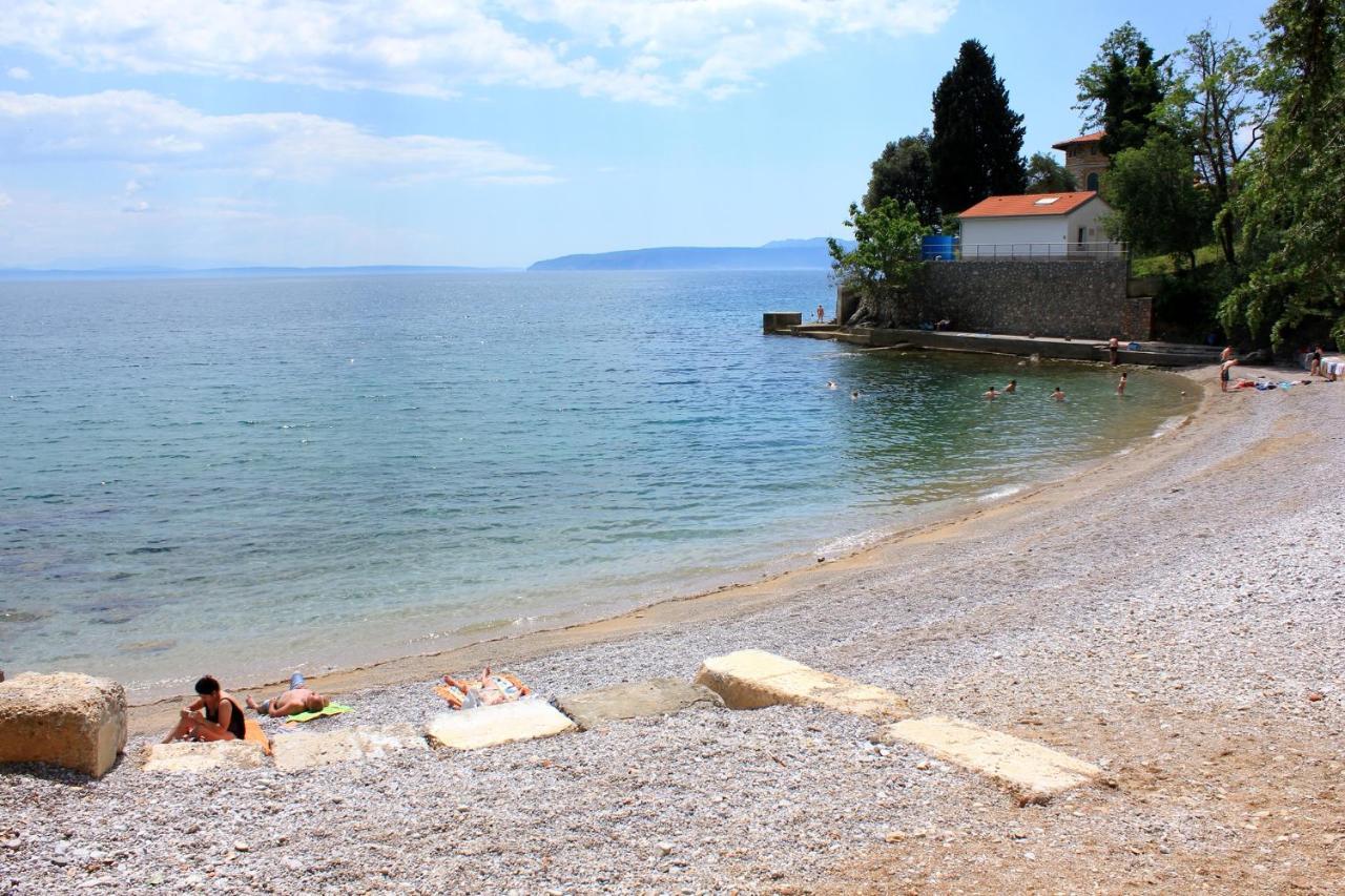 Family Friendly Apartments With A Swimming Pool Lovran, Opatija - 14178 Extérieur photo