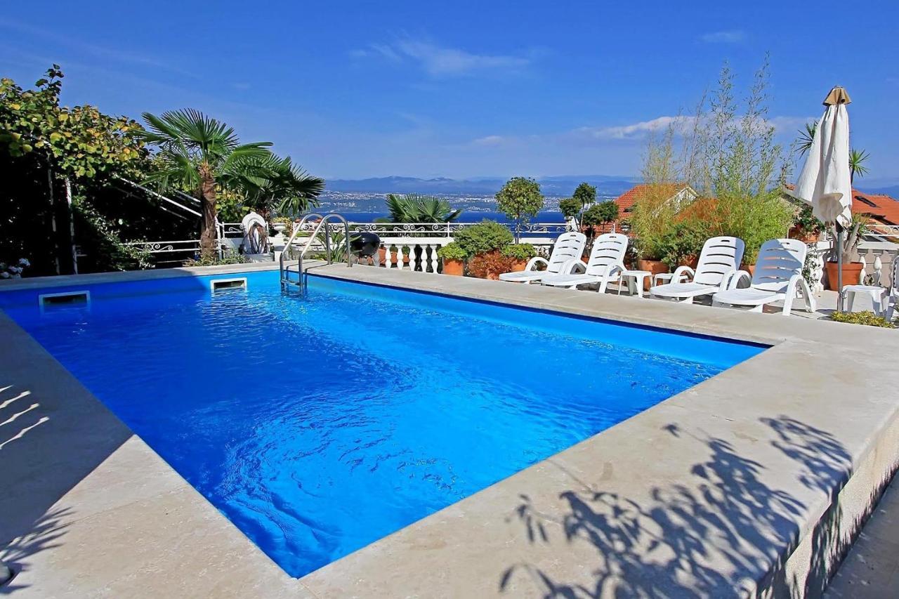 Family Friendly Apartments With A Swimming Pool Lovran, Opatija - 14178 Extérieur photo