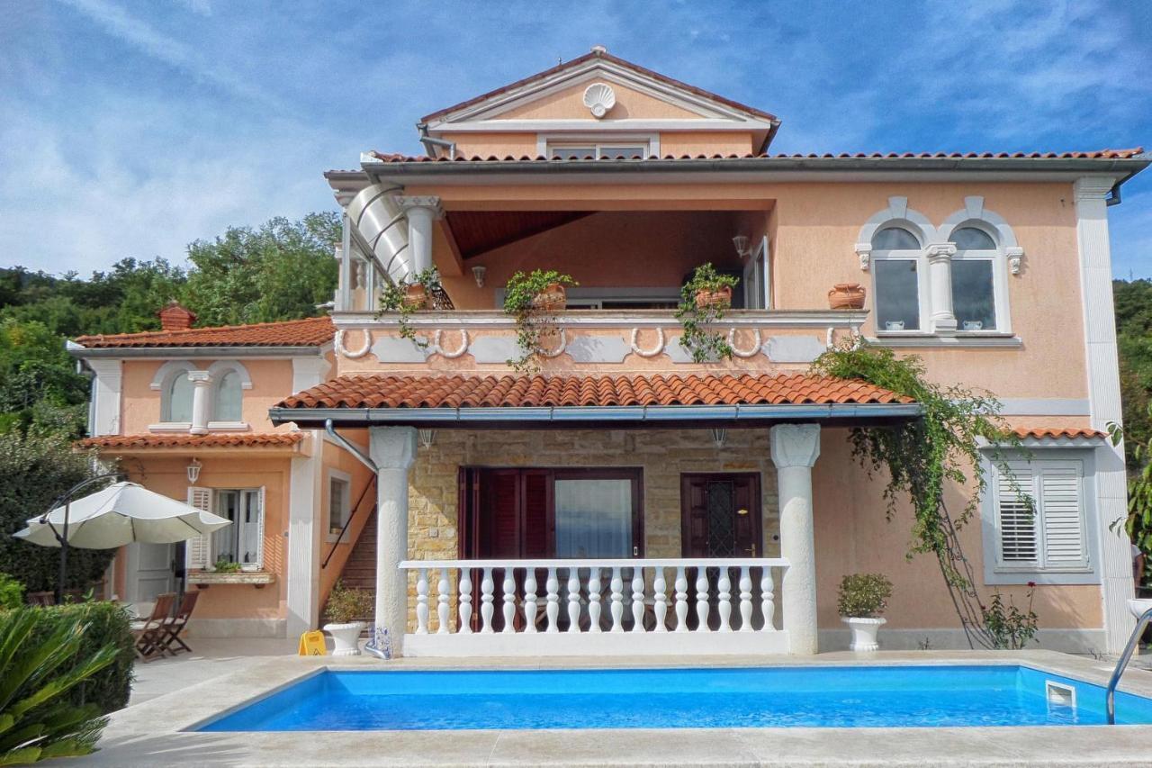Family Friendly Apartments With A Swimming Pool Lovran, Opatija - 14178 Extérieur photo